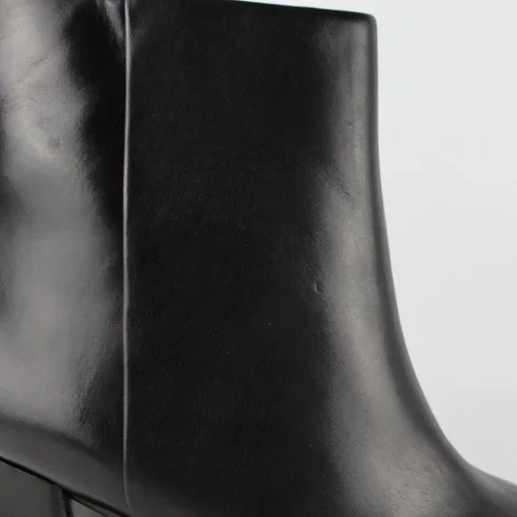 New TORY BURCH High Heel Leather Booties- Ankle Boots with Chain Accent